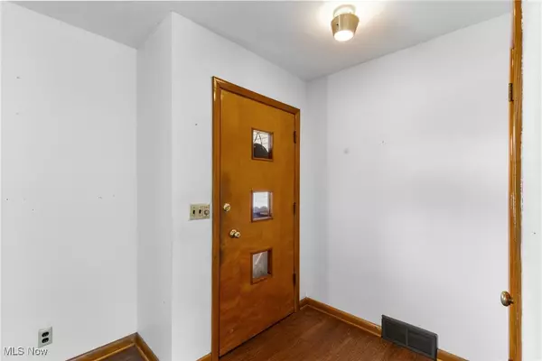 Bellaire, OH 43906,65310 Three Hills DR