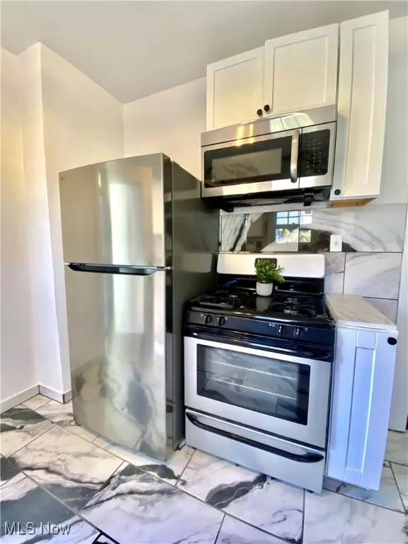 Youngstown, OH 44509,1726 Midland AVE