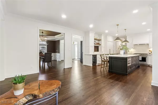 Hudson, OH 44236,6167 Burr Oak WAY