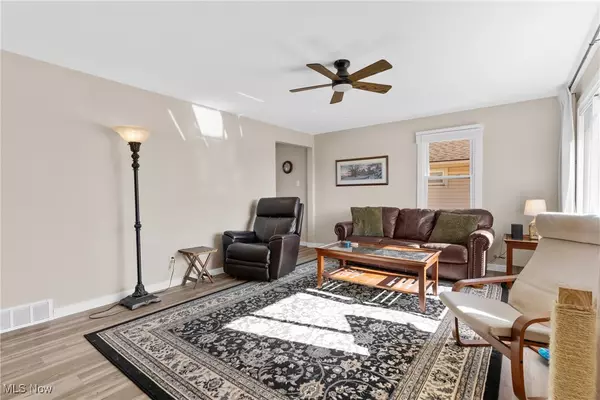 Lorain, OH 44052,1618 W 28th ST