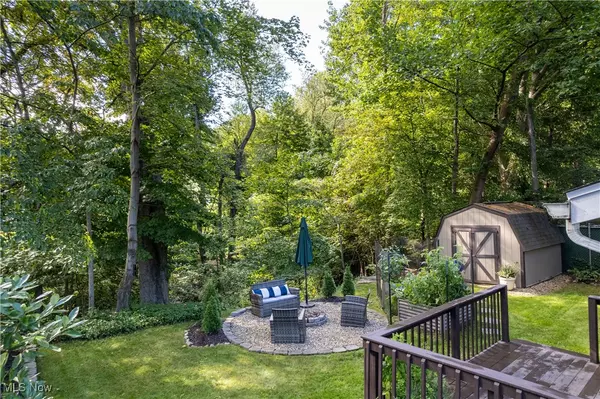 Akron, OH 44313,1029 Karen DR