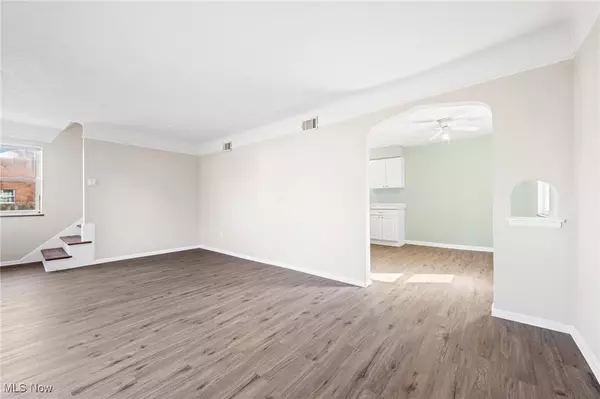 Euclid, OH 44123,21000 Priday AVE