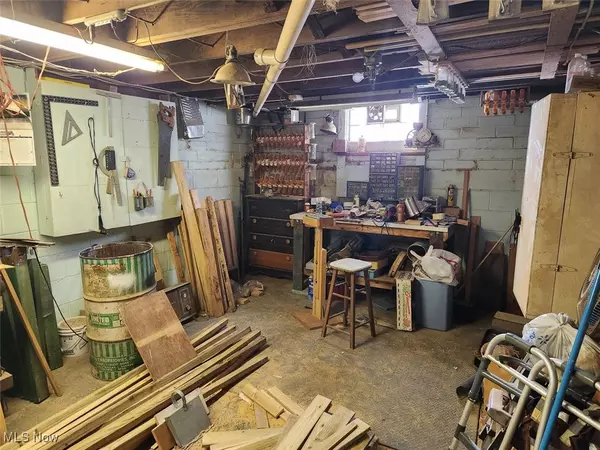 Canton, OH 44706,1238 Arlington AVE SW