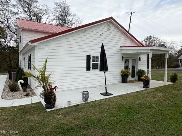 Boaz, WV 26187,1097 Old River RD