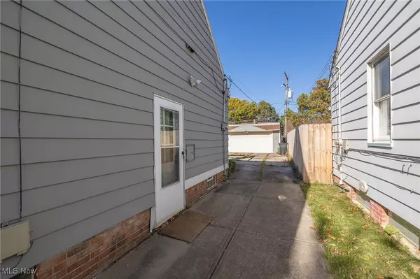 Cleveland, OH 44135,13810 Clifford AVE