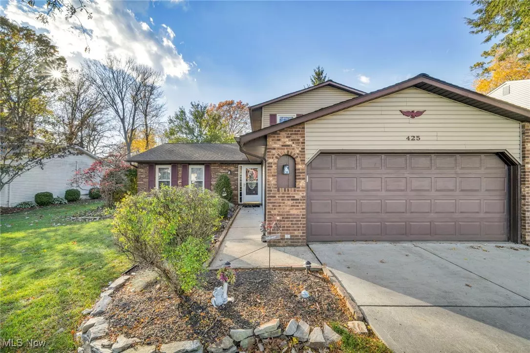 Elyria, OH 44035,425 Loyola DR