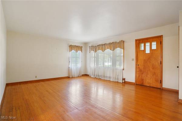 Rootstown, OH 44272,3987 J A Vaughn AVE