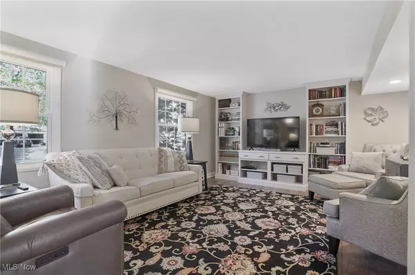 Stow, OH 44224,4321 Leewood RD