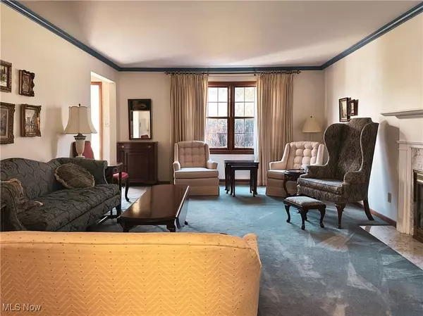 Niles, OH 44446,364 Hogarth AVE