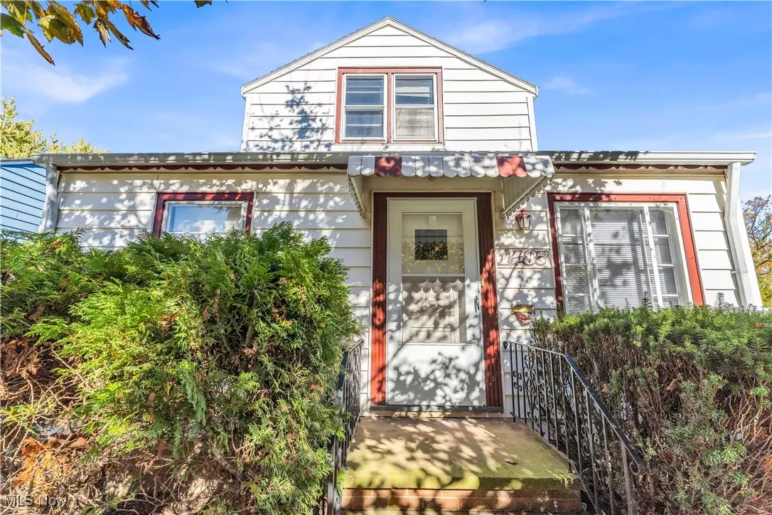 Euclid, OH 44117,1487 E 193rd ST