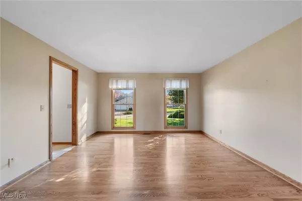 North Canton, OH 44720,2441 W Bent Oak CIR