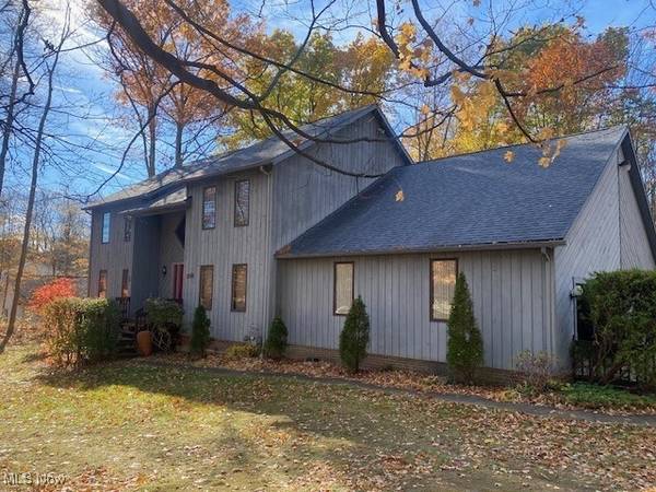 Aurora, OH 44202,200 Greentree CIR