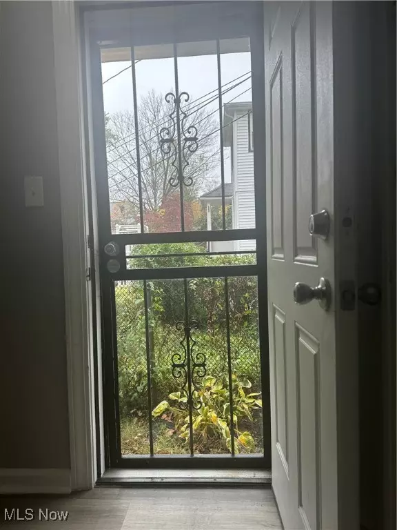 Cleveland Heights, OH 44121,3986 Bluestone RD