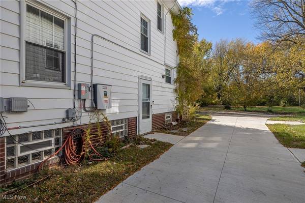 Berea, OH 44017,19 Baker ST