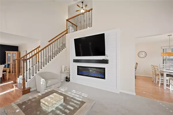 Highland Heights, OH 44143,317 W Legend CT #B