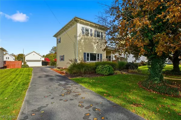 465 Eastwood ST, Geneva, OH 44041