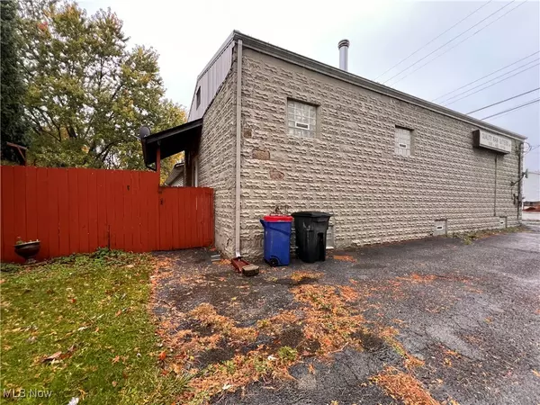 Columbiana, OH 44408,44993 Crestview RD