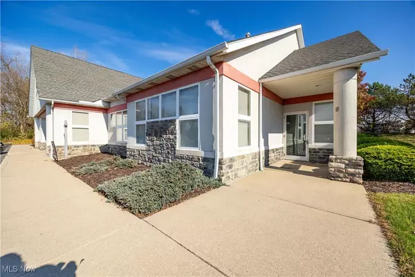 Elyria, OH 44035,5319 Meadow Lane CT