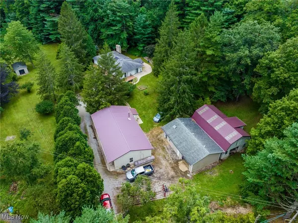 Walhonding, OH 43843,32015 Township Road 368