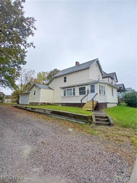 809 Lakewood AVE, Youngstown, OH 44502