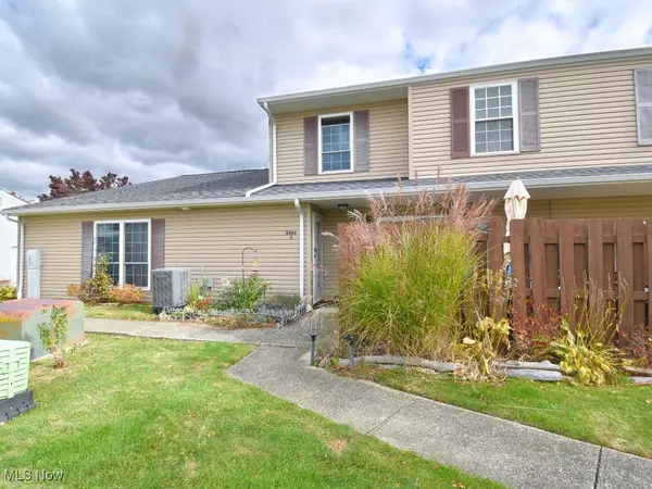 6864 Beacon DR #C, Mentor, OH 44060