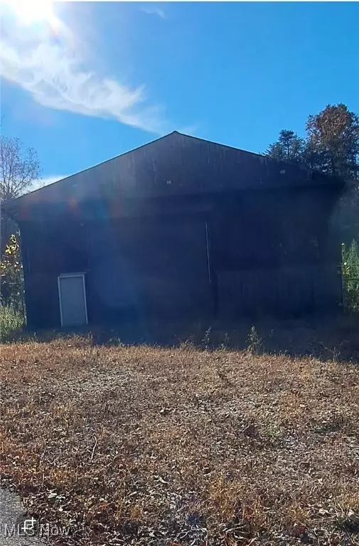 Davisville, WV 26142,210 Farrow Hill RD