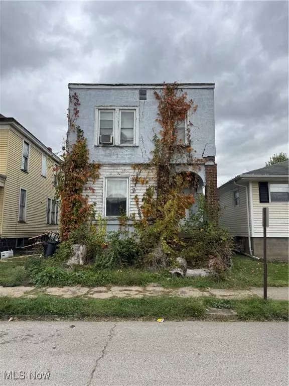 Martins Ferry, OH 43935,223 N Zane HWY