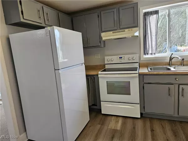 Coshocton, OH 43812,124 N 12th ST