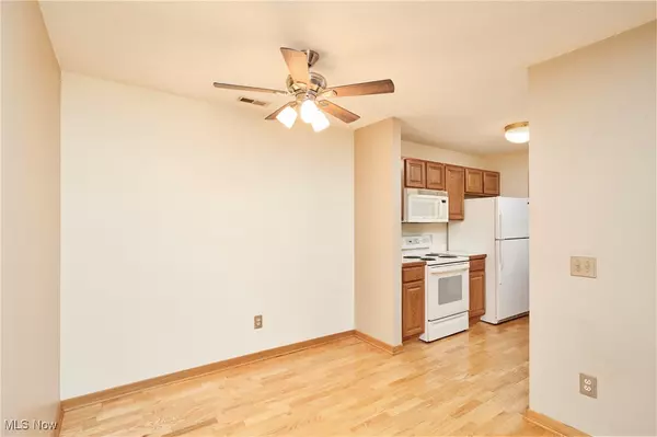 Broadview Heights, OH 44147,8677 Scenicview DR