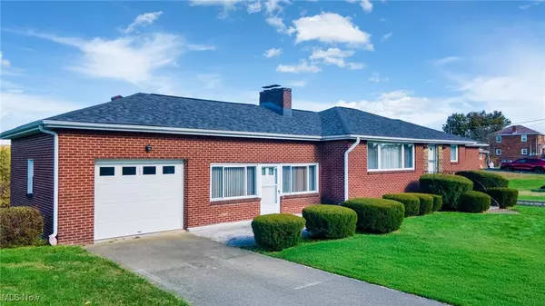 Follansbee, WV 26062,162 Locust LN