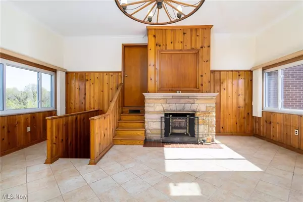 Follansbee, WV 26062,162 Locust LN