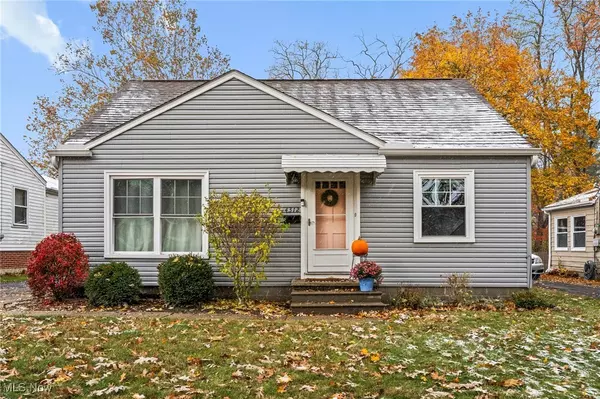 Cleveland, OH 44135,4312 W 191st ST