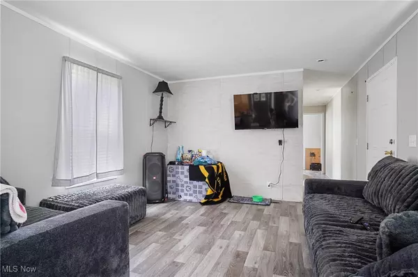 Salem, OH 44460,10564 Duck Creek RD