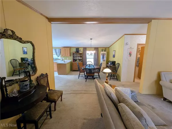 Hiram, OH 44234,76 Cardinal DR