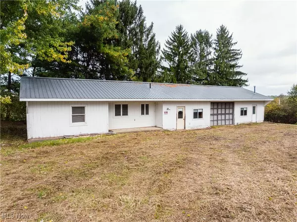 5814 Township Road 605, Millersburg, OH 44654