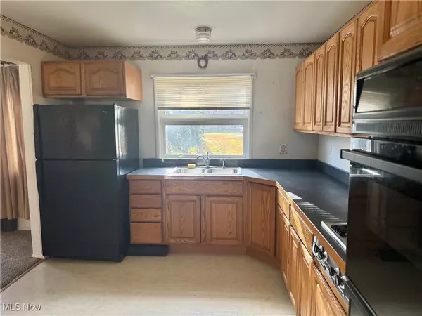 Warren, OH 44484,2821 Tod AVE NW