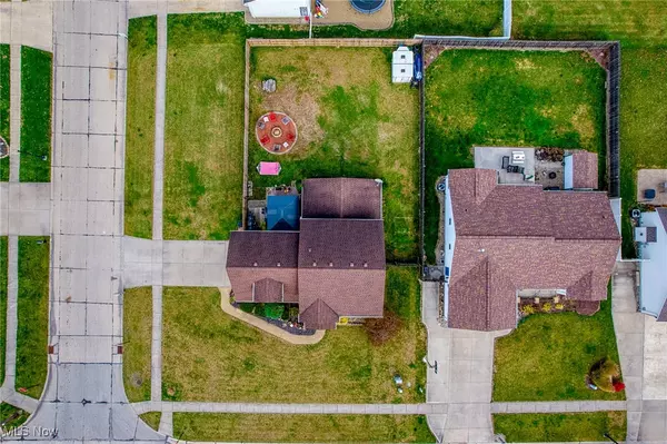 Elyria, OH 44035,402 Song Bird ST