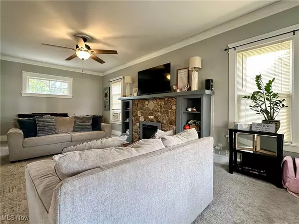 Warren, OH 44483,156 Bonnie Brae AVE NE