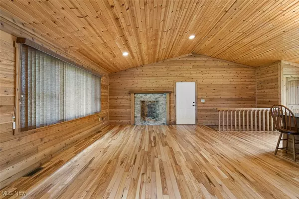 Apple Creek, OH 44606,4639 Westwood DR