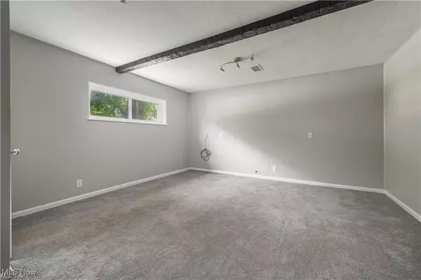 Beachwood, OH 44122,23728 Glenhill DR