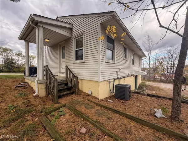 Stow, OH 44224,4089 Wyoga Lake RD