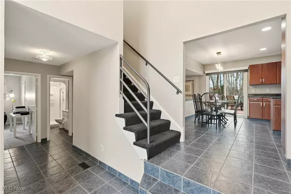 Solon, OH 44139,5088 Stansbury DR