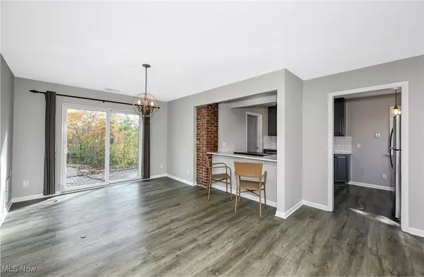 Chagrin Falls, OH 44022,224 North ST