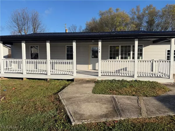 Frazeysburg, OH 43822,148 4th ST