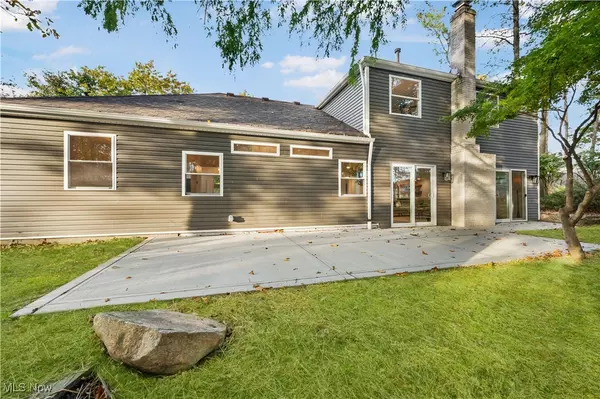 Strongsville, OH 44149,20121 Driftwood CT