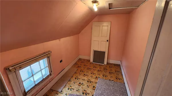 Cleveland, OH 44105,3609 E 46th ST