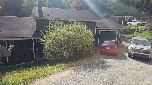 1070 Central AVE, Bellaire, OH 43906