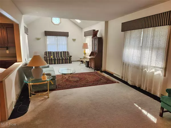 East Canton, OH 44730,7547 Lincoln ST SE