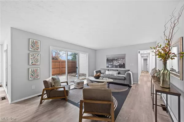 North Ridgeville, OH 44039,32996 Fern Tree LN