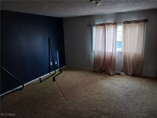 Sandusky, OH 44870,607 Bimini DR